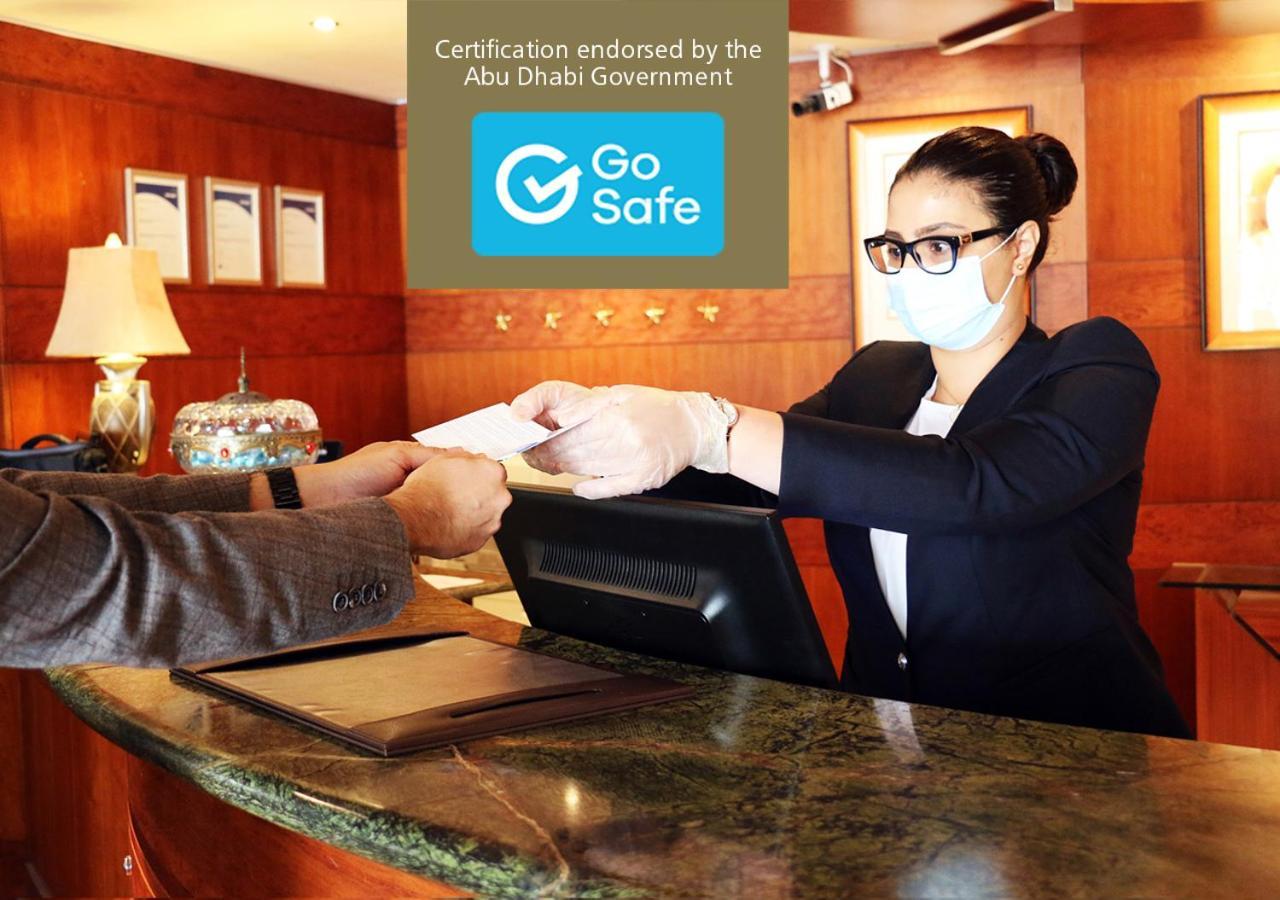 Officers Club & Hotel Abu Dabi Exterior foto Go Safe Certification